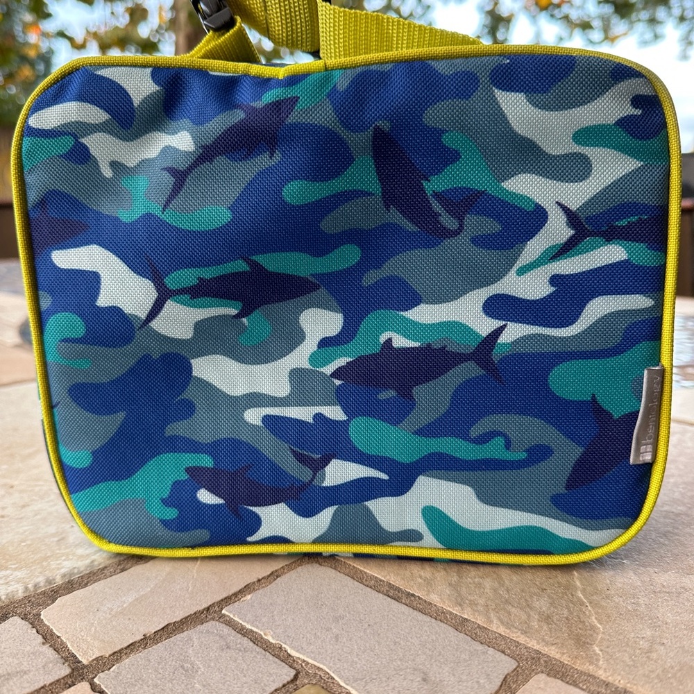 Bentology Lunch Box Blue Shark print